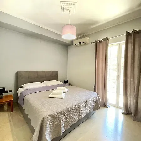 Salome's Lefkada 公寓 Apolpaina